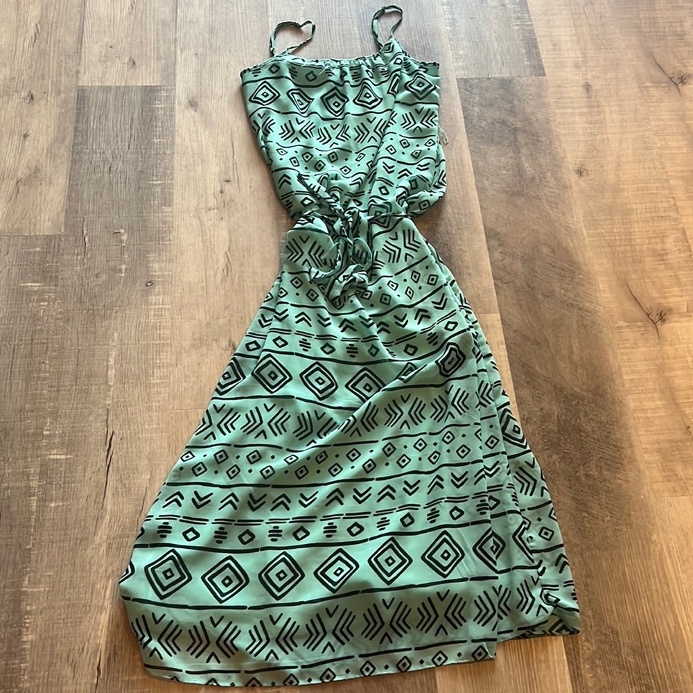Forever 21 Womens maxi dress, size S